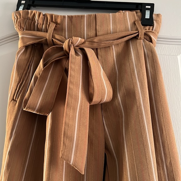 Flowy pants ✨🧡 - Picture 2 of 3